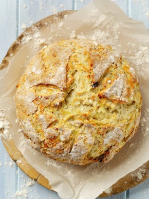 onion and cheese soda bread