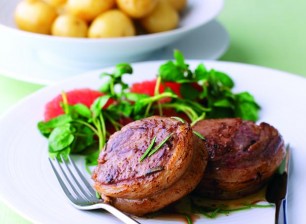 Lamb Noisettes with lemon and rosemary jus